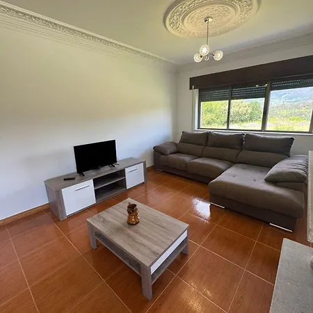 House Santiago In * Ponte de Lima