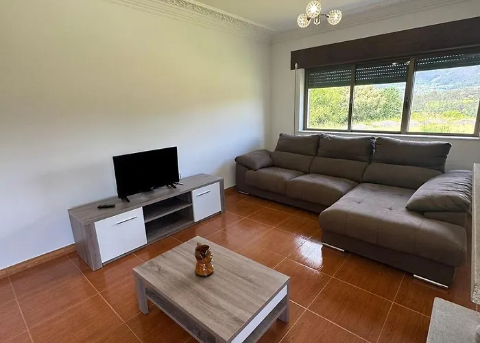 House Santiago In * 폰테 데 리마